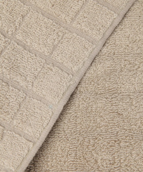 BAYFLOW（ベイフロー）の「BFハンドタオル(格子)25×25（ハンカチ/ハンドタオル・レディース・レッド/ライトグレー/ベージュ/ブルー/ライトブルー・0）」の13枚目の写真