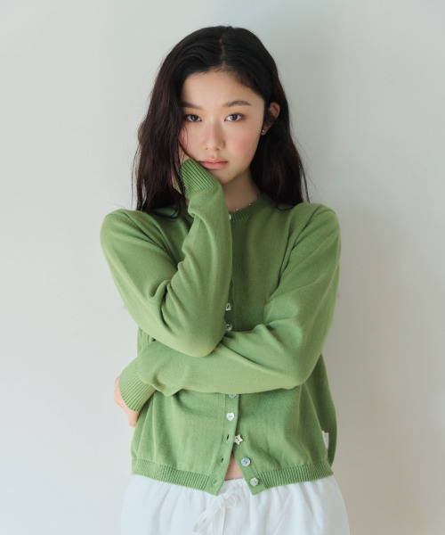 HOMEBODY THINGS（ホームバディ ティングズ）の「Soft Button Cardigan (GREEN)（カーディガン/ボレロ・レディース・その他・1/2）」の5枚目の写真