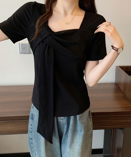 2ly2(トゥーリートゥー)の「ドレープリボントップス / スクエアネック アシンメトリーカットソー(Tシャツ/カットソー・レディース・グリーン/ピンク/ホワイト/ブラック・FREE)」の9枚目の写真