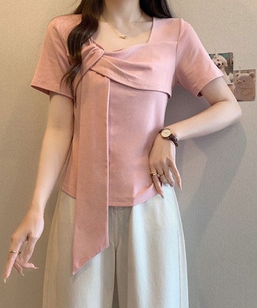 2ly2(トゥーリートゥー)の「ドレープリボントップス / スクエアネック アシンメトリーカットソー(Tシャツ/カットソー・レディース・グリーン/ピンク/ホワイト/ブラック・FREE)」の20枚目の写真