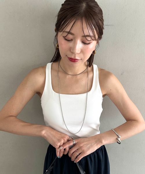 MYMOOD.(マイムード)の「カップ付きスタイリッシュタンクトップ 普段着からトレーニングウェアにも◎(タンクトップ・レディース・ベージュ/ホワイト/ライトグレー/ネイビー/ブラック・FREE)」の13枚目の写真