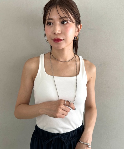 MYMOOD.(マイムード)の「カップ付きスタイリッシュタンクトップ 普段着からトレーニングウェアにも◎(タンクトップ・レディース・ベージュ/ホワイト/ライトグレー/ネイビー/ブラック・FREE)」の10枚目の写真