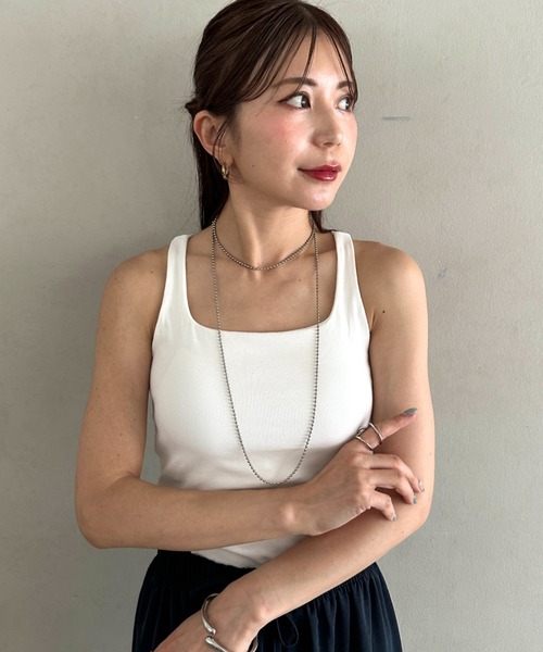 MYMOOD.(マイムード)の「カップ付きスタイリッシュタンクトップ 普段着からトレーニングウェアにも◎(タンクトップ・レディース・ベージュ/ホワイト/ライトグレー/ネイビー/ブラック・FREE)」の12枚目の写真