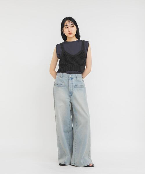 KBF(ケイビーエフ)の「WIDEレッグアジャストデニム(デニムパンツ・レディース・ブルー/ライトブルー・36/38)」の19枚目の写真