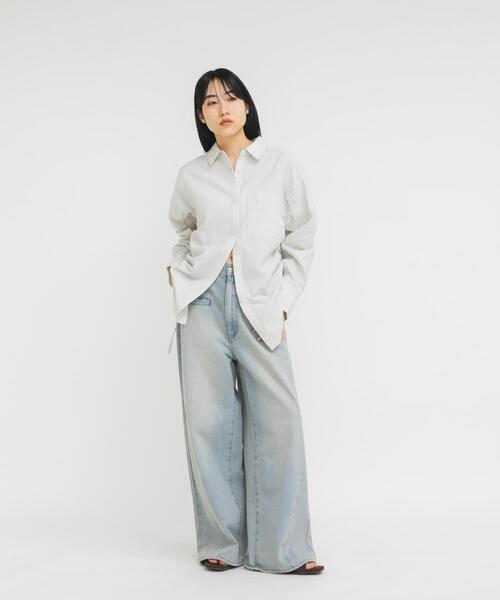 KBF(ケイビーエフ)の「WIDEレッグアジャストデニム(デニムパンツ・レディース・ブルー/ライトブルー・36/38)」の22枚目の写真