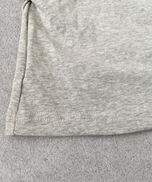 SHEPP(シープ)の「チョーカー風レースネック ロゴプリント オフショルTシャツ 半袖T(Tシャツ/カットソー・レディース・グレー・F)」の9枚目の写真