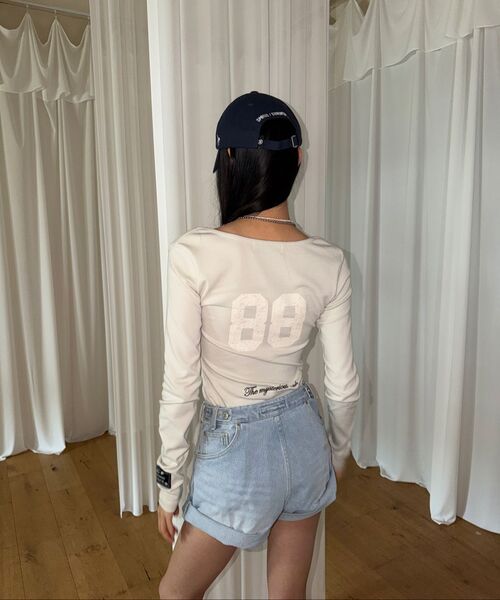 THE MYSTERIOUS HOTEL（ザミステリアスホテル）の「FAKE DENIM SHORTS [3 Size]（デニムパンツ・レディース・その他・SMALL/MEDIUM/LARGE）」の6枚目の写真