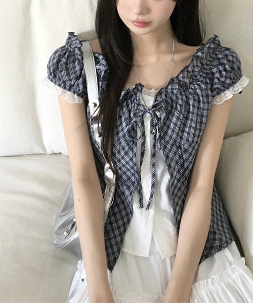 VIVID LADY(ビビッドレディー)の「レイヤード風 チェックリボン 半袖ブラウス(シャツ/ブラウス・レディース・ブラック/ネイビー/グレー・FREE)」の6枚目の写真