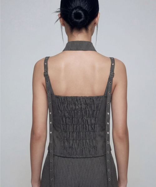 TAJEN:T(タジェント)の「【TAJEN:T】BELT STRAP HALTER NECK TOPS/ベルトストラップホルターネックトップス/セットアップ着用可能(シャツ/ブラウス・レディース・ベージュ/グレー・2/1)」の5枚目の写真