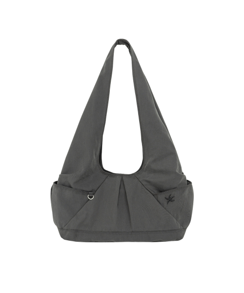 THECOLDESTMOMENT（ザコールデストモーメント）の「TCM pleated bag (charcoal)（メッセンジャーバッグ・レディース・その他・OS）」の2枚目の写真