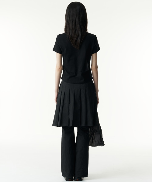 THECOLDESTMOMENT（ザコールデストモーメント）の「TCM pleated bag (charcoal)（メッセンジャーバッグ・レディース・その他・OS）」の9枚目の写真