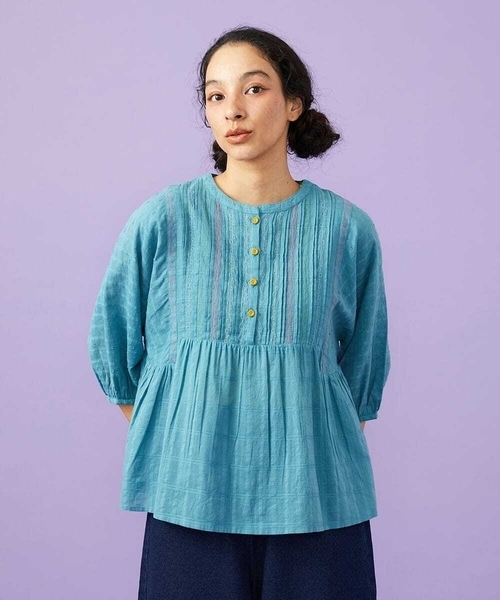 Jocomomola(ホコモモラ)の「Una escalera de colores バンドカラーブラウス(シャツ/ブラウス・レディース・アイボリー/ブルー・40)」の2枚目の写真