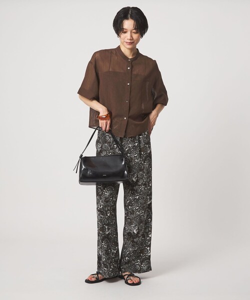 green label relaxing(グリーンレーベルリラクシング)の「ラミーライク ショートスリーブ シャツ 通気性(シャツ/ブラウス・レディース・ブラック/ダークブラウン/オフホワイト/ライトブルー・FREE)」の8枚目の写真
