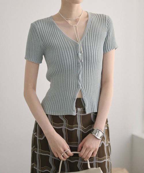 LAULEN(ローレン)の「twist button half sleeve rib cardigan /ツイストボタン半袖リブカーディガン(カーディガン/ボレロ・レディース・ブルー/ネイビー/カーキ・FREE)」の1枚目の写真