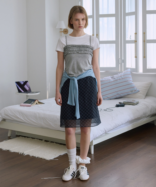 AFTERHOURS(アフターアワーズ)の「RUFFLE SLEEVELESS TOP (MELANGE GREY)(Tシャツ/カットソー・レディース・グレー・FREE)」の3枚目の写真