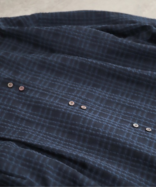 NOMBRE IMPAIR(ノンブルアンペール)の「【予約】シアーチェック フリルカラーシャツ(シャツ/ブラウス・レディース・ベージュ/ネイビー・FREE)」の19枚目の写真