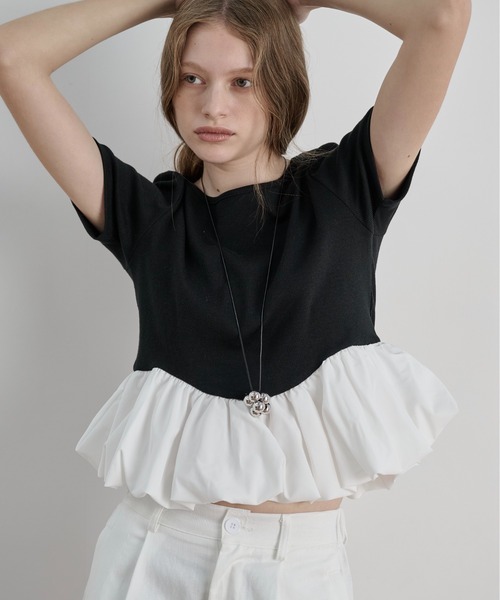 LOSCa(ロスカ)の「ドッキングペプラムTEE(Tシャツ/カットソー・レディース・アイボリー/ライトグレー/ブラック・FREE)」の2枚目の写真