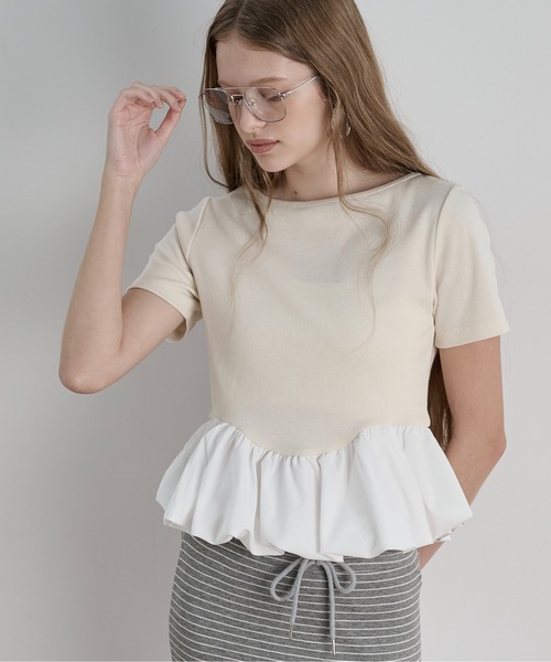 LOSCa(ロスカ)の「ドッキングペプラムTEE(Tシャツ/カットソー・レディース・アイボリー/ライトグレー/ブラック・FREE)」の17枚目の写真