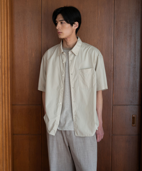 BLANKROOM(ブランクルーム)の「リンストライプハーフT_BEIGE/GRAY(Tシャツ/カットソー・メンズ・その他・1/2/4/3)」の4枚目の写真
