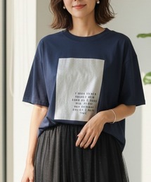 きらりと光る箔プリントがアクセント。大人の抜け感漂う万能カットソー♪ 【洗練された煌めきで、カジュアルをワンランク格上げする優秀Tシャツ】