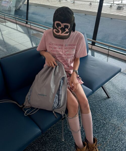 SEQUENZ(シークエンズ)の「※WEB限定 / 2WAY仕様 /チェックジップナップサック /sqnz zip knapsack(バックパック/リュック・レディース・ブラック/ライトグレー/ライトピンク・FREE)」の10枚目の写真