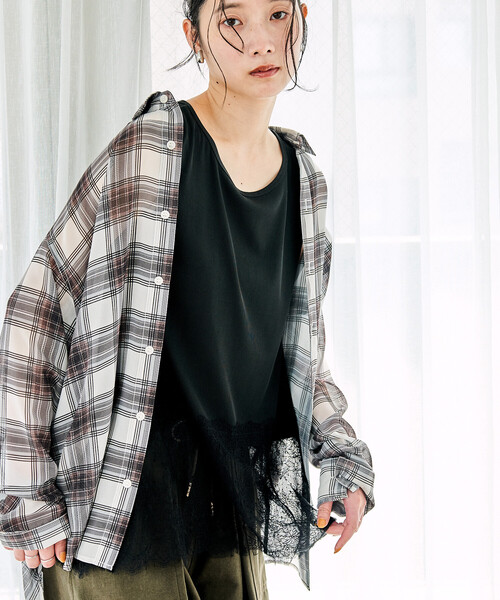 FREAK'S STORE(フリークスストア)の「異素材ドッキング タンクトップ/レースレイヤードタンクトップ(Tシャツ/カットソー・レディース・オフホワイト/チャコール/ナチュラル/ブラック・フリ-)」の9枚目の写真