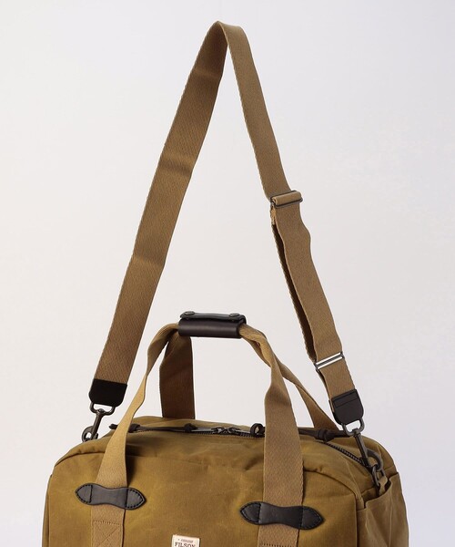 FILSON(フィルソン)の「FILSON/フィルソン Small Tin Cloth Duffle Bag/ティンクロス ダッフルバッグ スモール(ボストンバッグ・メンズ・ブラウン/オリーブ・24)」の7枚目の写真