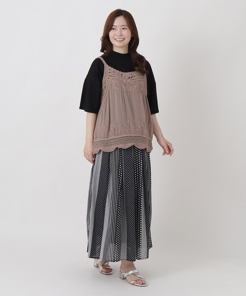 one'sterrace(ワンズテラス)の「レースキャミ型ベスト(ベスト・レディース・アイボリー系8/ベージュ系8・02)」の11枚目の写真