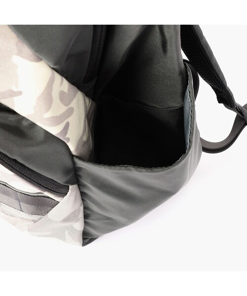 BRIEFING(ブリーフィング)の「MFC WIDE DAY PACK CAMO(バックパック/リュック・メンズ・チャコール・FREE)」の12枚目の写真