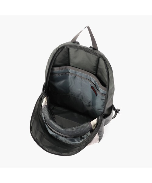 BRIEFING(ブリーフィング)の「MFC WIDE DAY PACK CAMO(バックパック/リュック・メンズ・チャコール・FREE)」の13枚目の写真