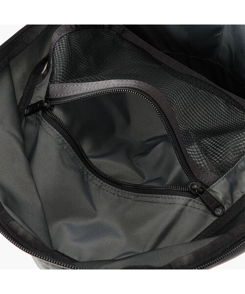 BRIEFING(ブリーフィング)の「MFC WIDE DAY PACK CAMO(バックパック/リュック・メンズ・チャコール・FREE)」の16枚目の写真