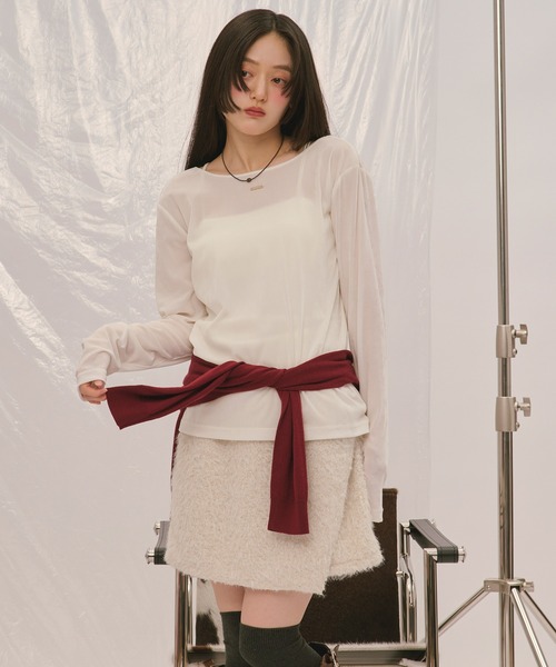 loin nuit(ロワンニュイ)の「velours long sleeve tops / ベロアロングスリーブトップス(Tシャツ/カットソー・レディース・アイボリー/ブルーグレー/ピンク/カーキ/ブラック・FREE)」の2枚目の写真