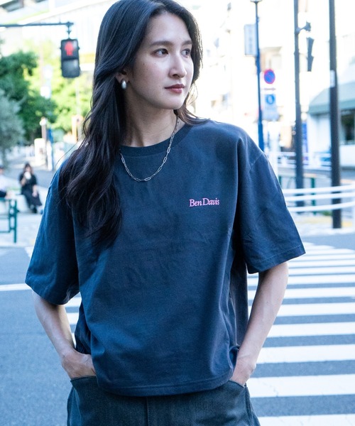 BEN DAVIS(ベンデイビス)の「《BEN DAVIS》LADIES TEE/ベンデイビス レディースTシャツ ショート丈 短め丈 抗菌防臭(Tシャツ/カットソー・レディース・ホワイト/チャコールグレー・MEDIUM/LARGE)」の10枚目の写真