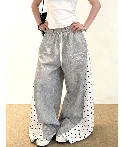 SHEENA(シーナ)の「【裾ドローコード付き】ハート刺繍ロゴドット切替スウェットワイドパンツ(スウェットパンツ・レディース・グレー・M)」の16枚目の写真