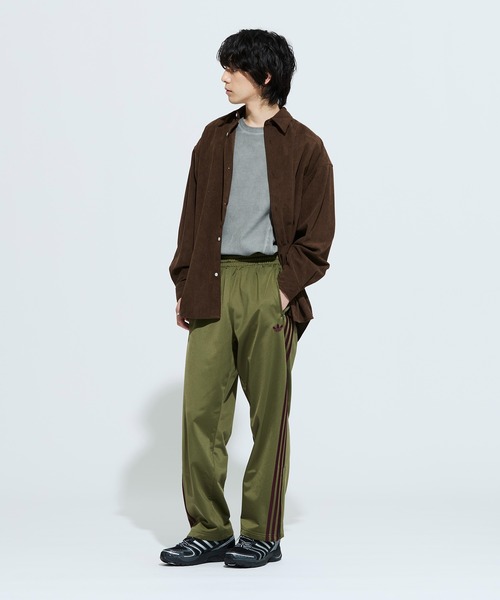 adidas(アディダス)の「ファイヤーバードトラックパンツ / アディダスオリジナルス adidas Originals(スウェットパンツ・メンズ・カーキ・XX-LARGE/3XL/LARGE/MEDIUM/SMALL/X-LARGE/X-SMALL)」の2枚目の写真