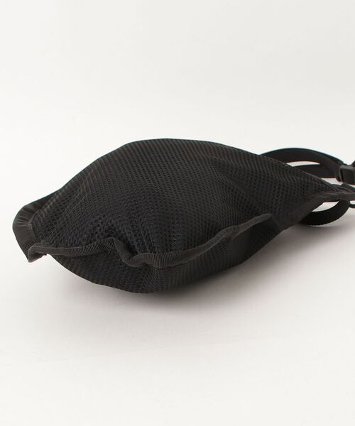 KEEN（キーン）の「【New color】NYLON POCKET SACOCHE / ナイロン ポケット サコッシュ（ショルダーバッグ・レディース・ネイビー・OS）」の3枚目の写真