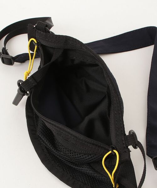 KEEN（キーン）の「【New color】NYLON POCKET SACOCHE / ナイロン ポケット サコッシュ（ショルダーバッグ・レディース・ネイビー・OS）」の4枚目の写真