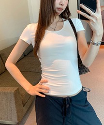 ラウンドネックフィットTシャツ