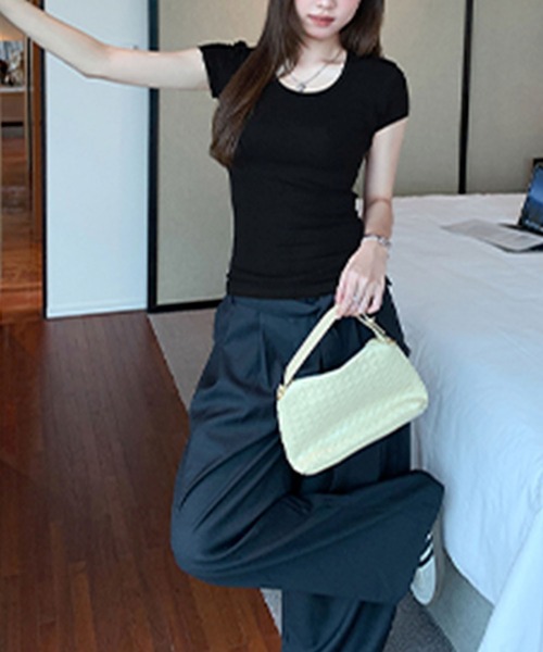 Girly Doll(ガーリードール)の「ラウンドネックフィットTシャツ(Tシャツ/カットソー・レディース・ホワイト/ダークグレー/ブラック・L/M)」の16枚目の写真