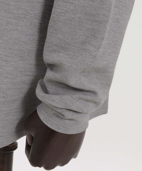 ANGENEHM（アンゲネーム）の「mlt5801-Smooth Jersey Narrow Boat-Neck Long Sleeve T-shirt ロングスリーブTシャツ(AG07-001acg)（Tシャツ/カットソー・メンズ・オフホワイト/ミント/ブラック/ミックスグレー/ワイン・S/M/L）」の8枚目の写真