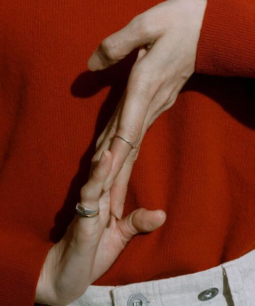 SMELLY(スメリー)の「SMELLY so’ textured minimal ring(リング・レディース・シルバー・11)」の5枚目の写真