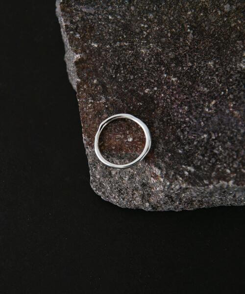 SMELLY(スメリー)の「SMELLY so’ textured minimal ring(リング・レディース・シルバー・11)」の7枚目の写真