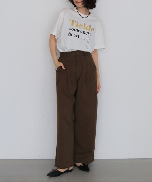 HER CLOSET(ハークローゼット)の「【HER CLOSET】 箔ロゴプリントTシャツ FOIL LOGO PRINT T-SHIRT(Tシャツ/カットソー・レディース・オフホワイト/ブラック・L/M/S)」の19枚目の写真