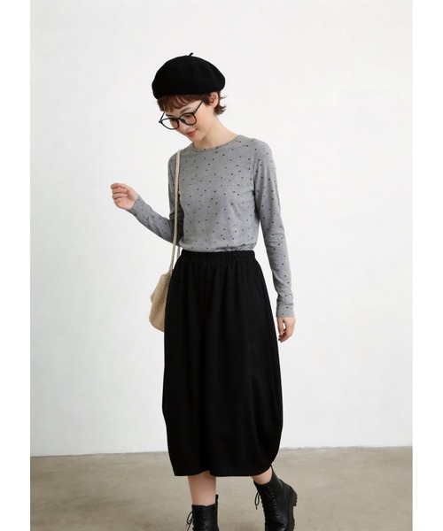 Sew loop(ソーループ)の「ドット柄長袖カットソーTシャツ・ラウンドネック(Tシャツ/カットソー・レディース・ブラック/グレー・FREE)」の4枚目の写真