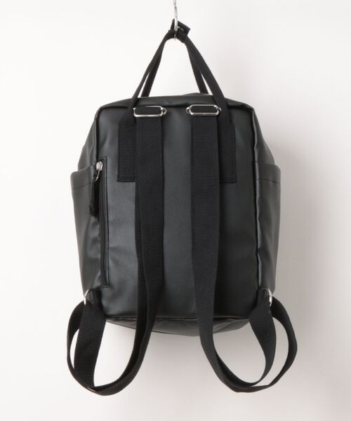 CONVERSE(コンバース)の「CV RETRO PU LEATHER SCHOOL BACKPACK S(バックパック/リュック・メンズ・ブラウン/ブラック・FREE)」の3枚目の写真