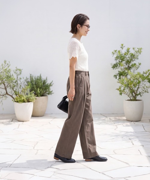 STYLE DELI（スタイルデリ）の「こなれた洗い加工タック入りコットンパンツ（その他パンツ・レディース・ブラック/ブラウン・FREE）」の4枚目の写真