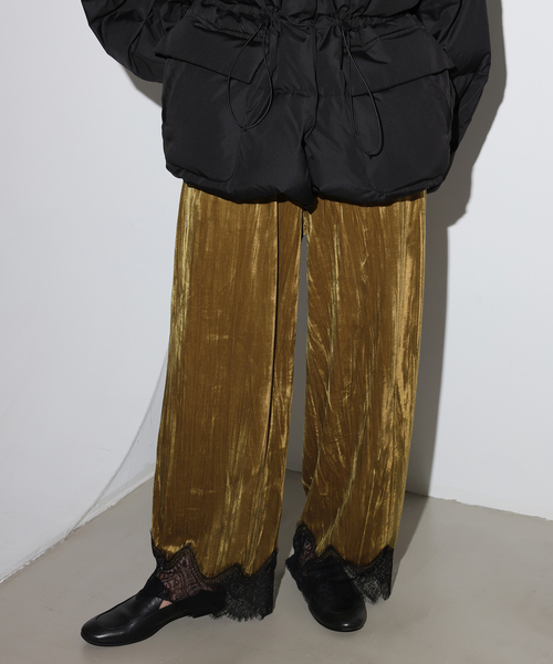 SLOBE IENA(スローブイエナ)の「ベロアヘムレースパンツ(その他パンツ・レディース・カーキ/ネイビー・36/38)」の7枚目の写真
