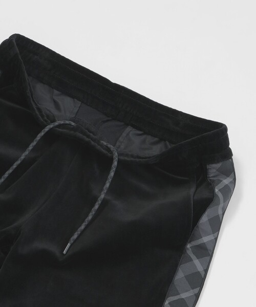 BLACK LABEL CRESTBRIDGE(ブラックレーベル・クレストブリッジ)の「【BLACK lab.】ベロアジャージートラックパンツ(その他パンツ・メンズ・ダークブラウン/ブラック・S/L/XL/M)」の10枚目の写真
