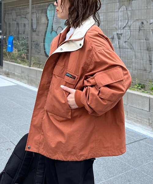 CPCM(シーピーシーエム)の「ボリュームショートマンパ(マウンテンパーカー・メンズ・ブラック/オレンジ・MEDIUM/LARGE)」の12枚目の写真
