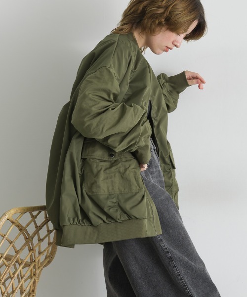 le colis(ルコリ)の「ツイル×タフタ パッカリング切替 MA-1(MA-1・レディース・ベージュ/ブラック/カーキ・FREE)」の20枚目の写真